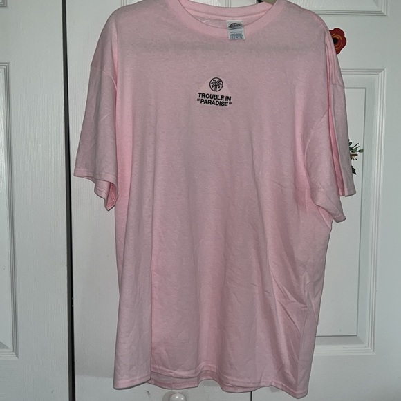 Delta Tops - Unisex graphic tee “Trouble in paradise” Embroidered NWOT PINK XL